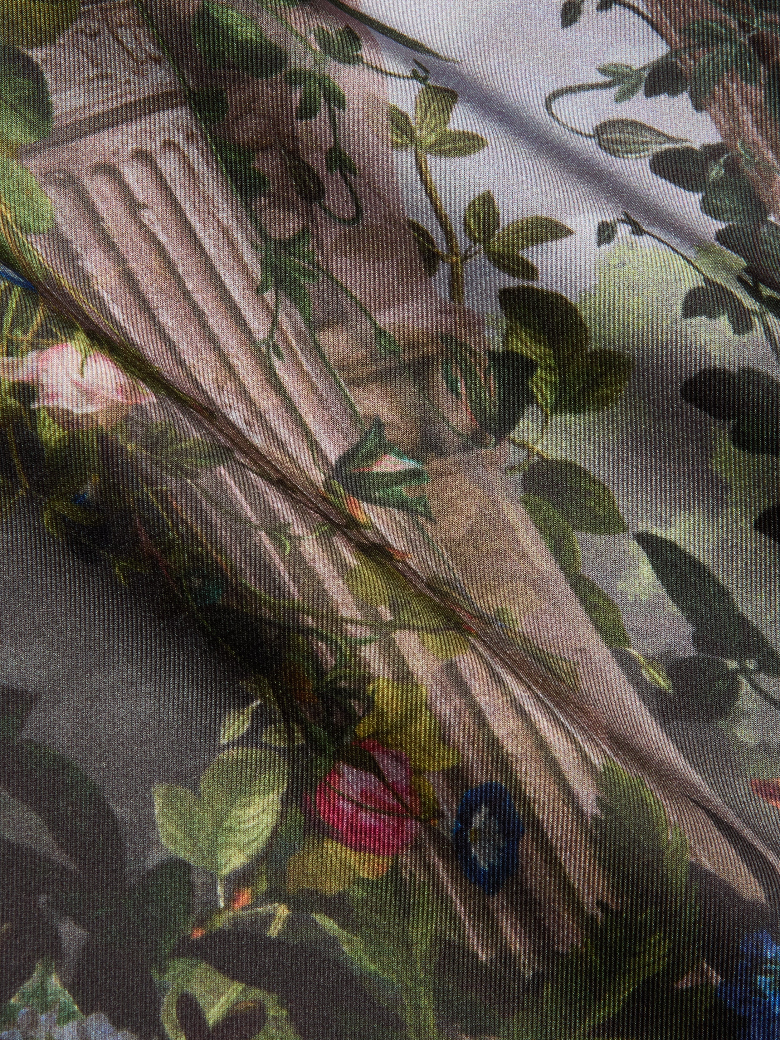 Fawn Floral Print Shirt - Image 5