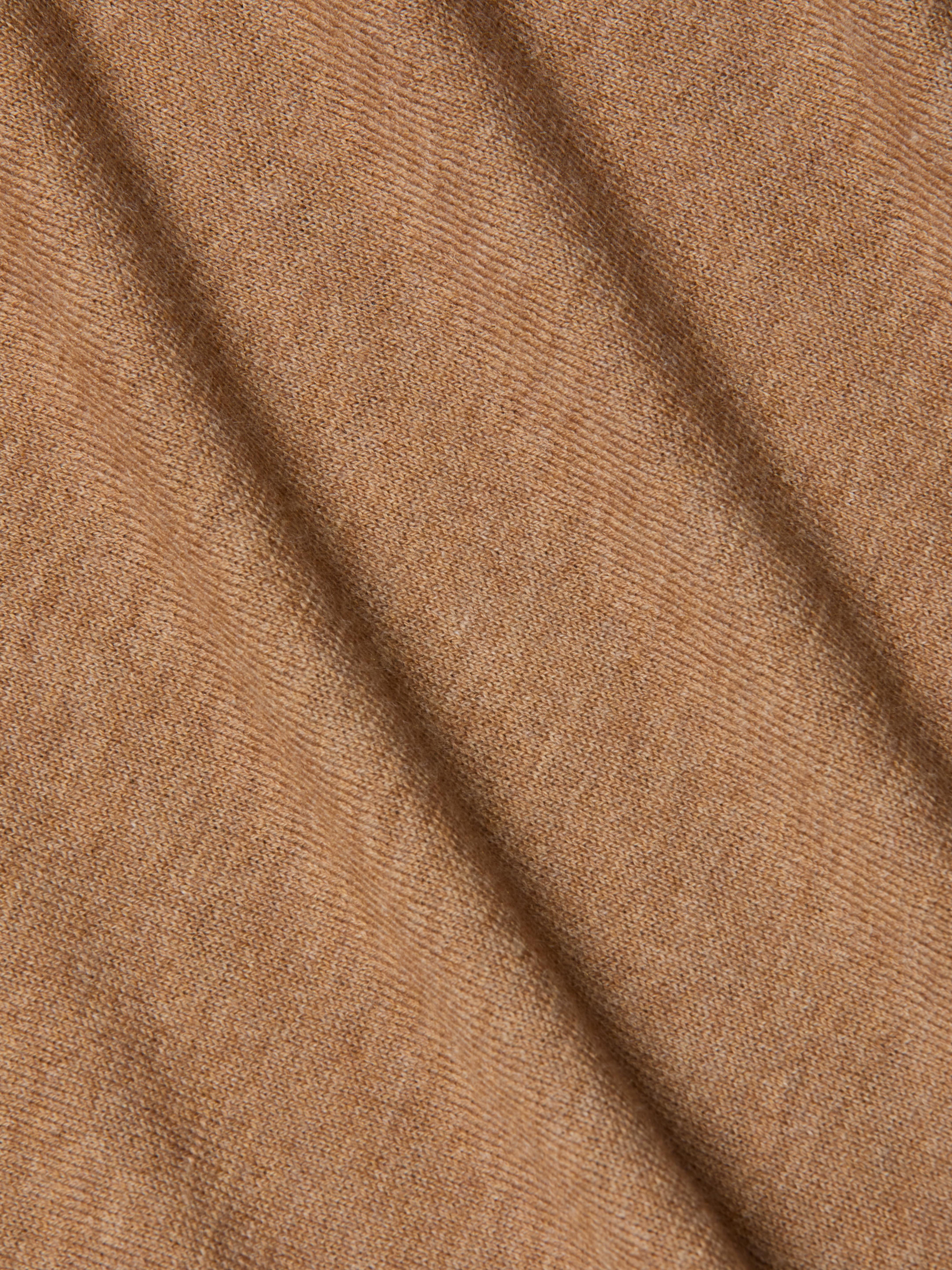Flora Turtleneck - Image 6