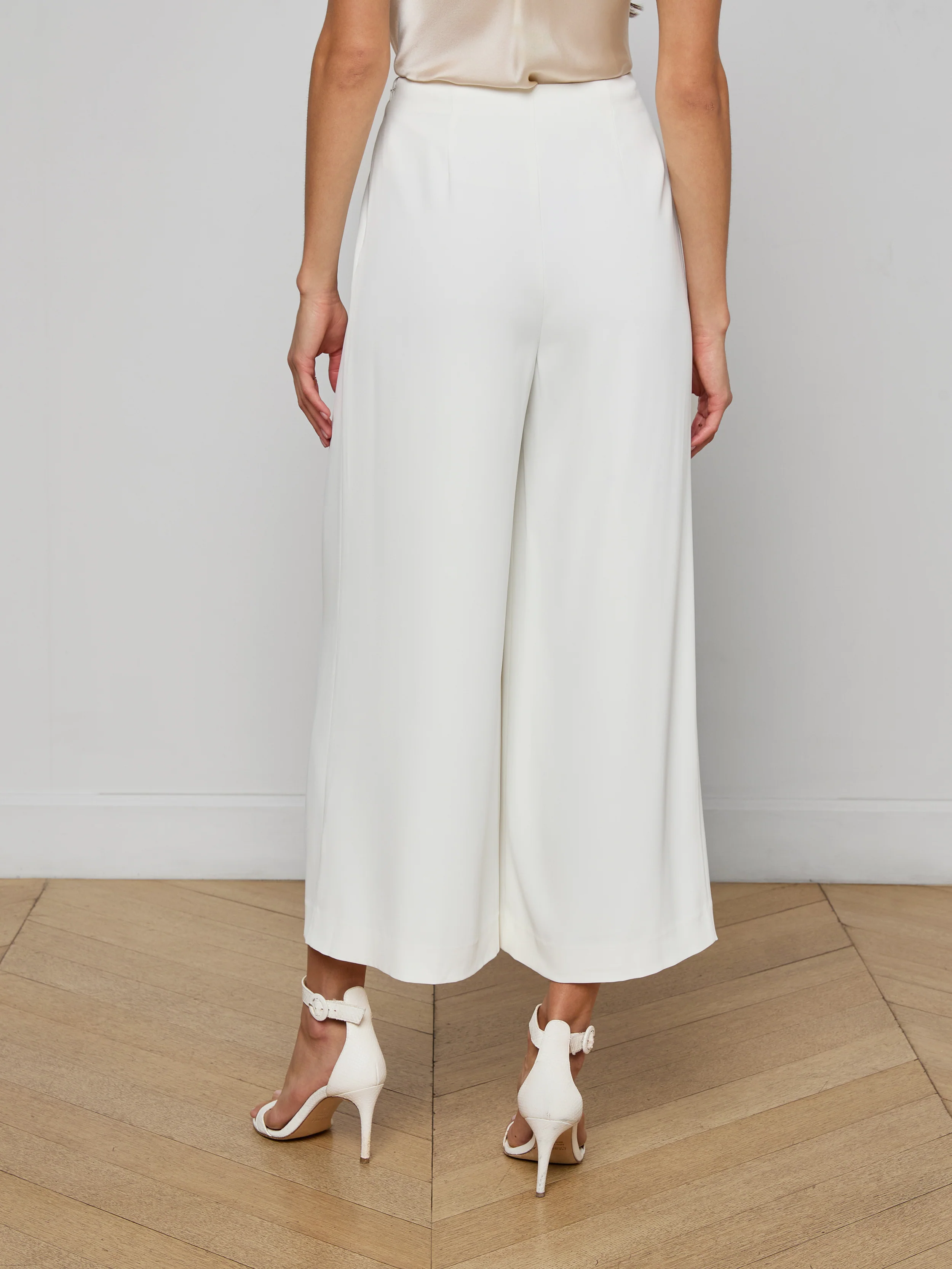 Novalynn Cropped Pleated Pant - Image 4