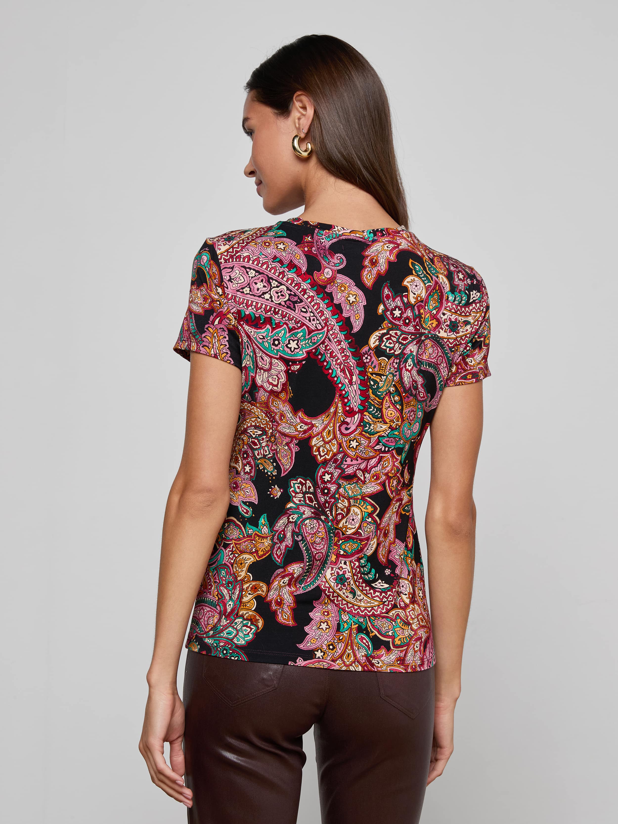 Ressi Fitted Tee - Image 4