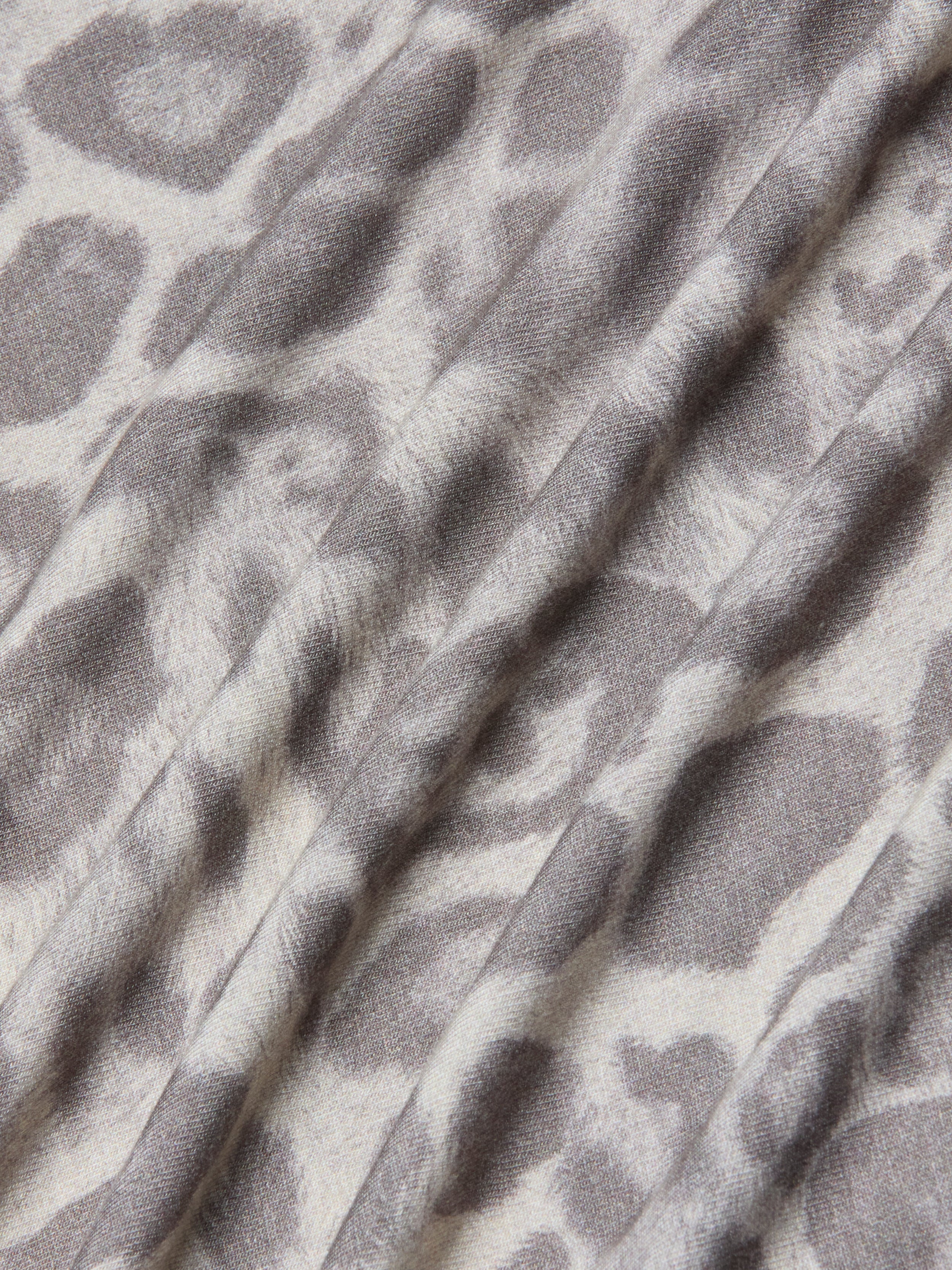 Ressi Fitted Tee - Image 6