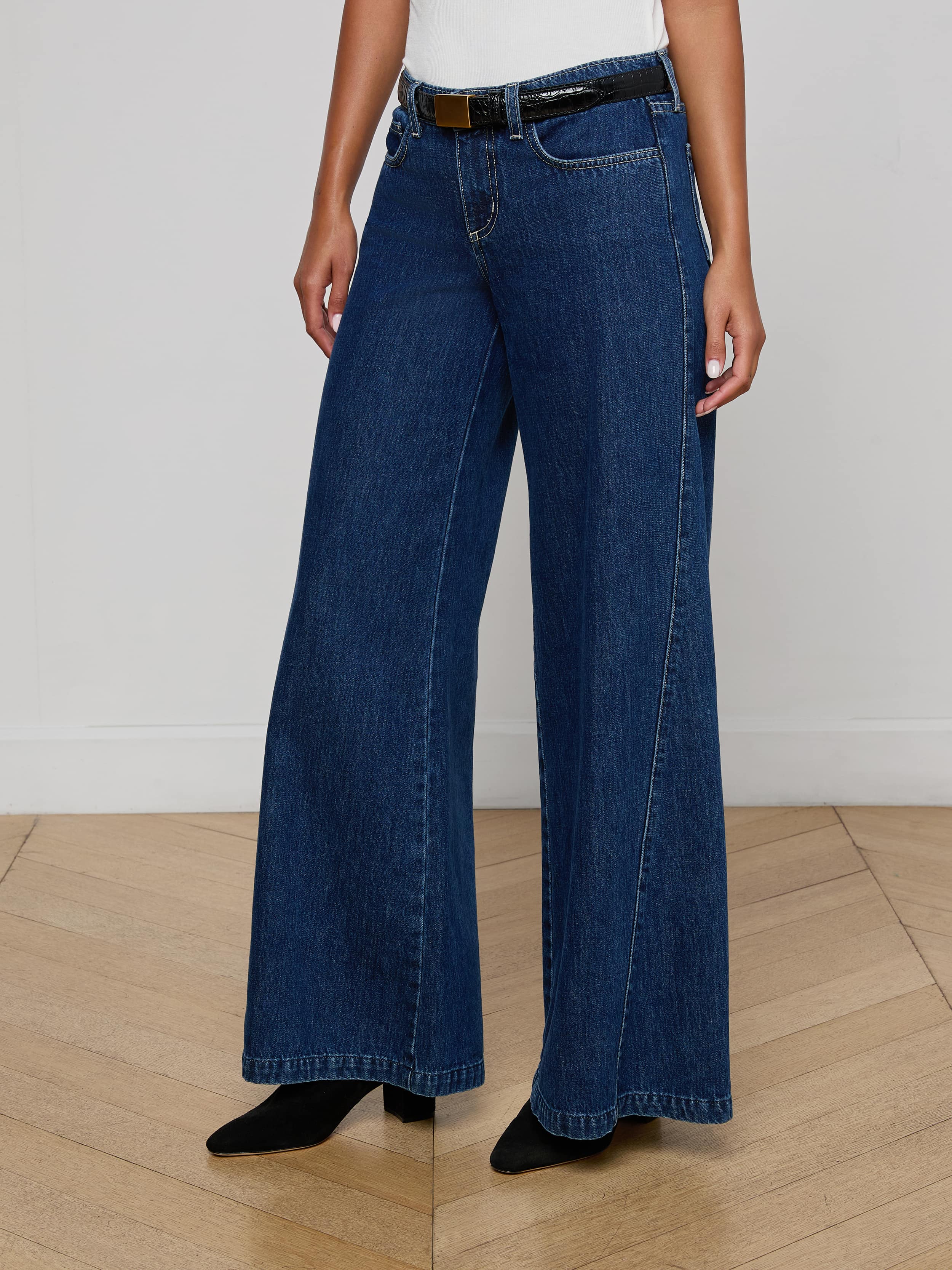 Savina Low-Rise Wide-Leg Jean - Image 3